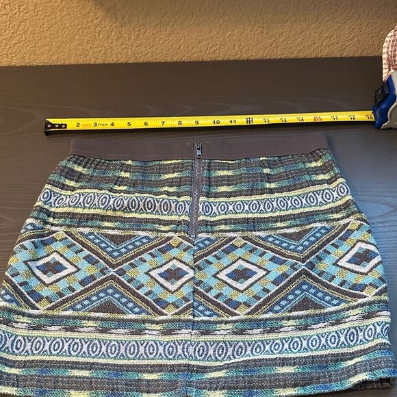 American Eagle Outfitters Geometric Blue and Green Mini Skirt - Picture 3 of 5